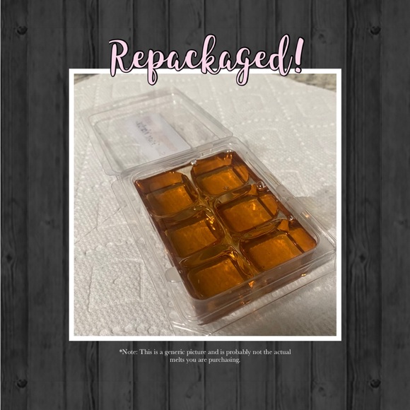 Handmade Upcycled Candle Wax Warmer Melts - Vampire Blood - Picture 4 of 7